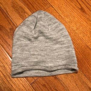Light gray beanie